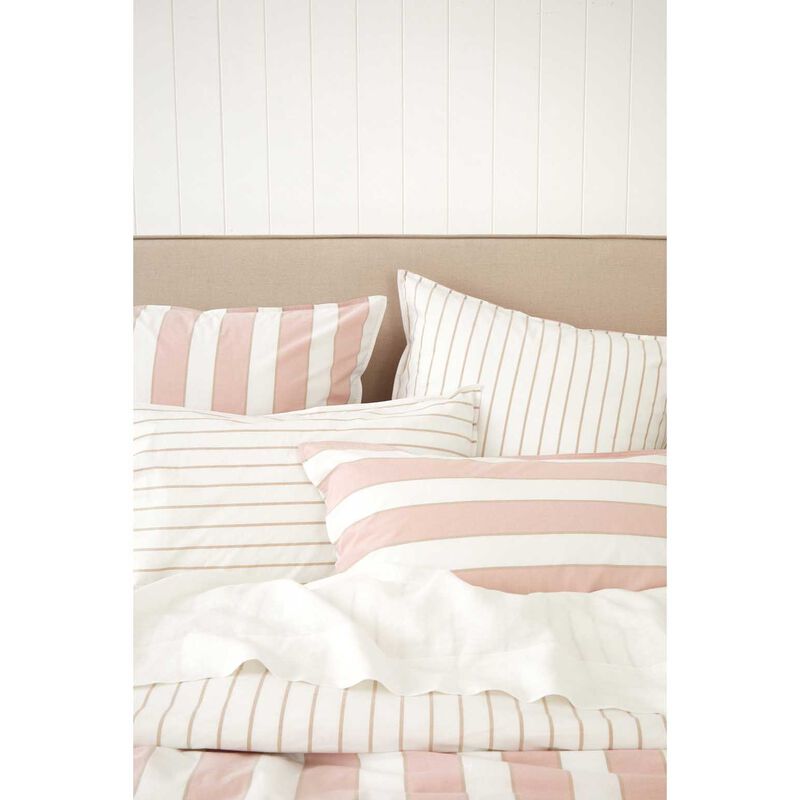 Wallace Cotton After Glow Duvet image number 2